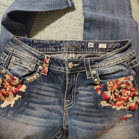 Miss Me Blue Jeans with Red and Gold Embroidery - Picture 5 of 8